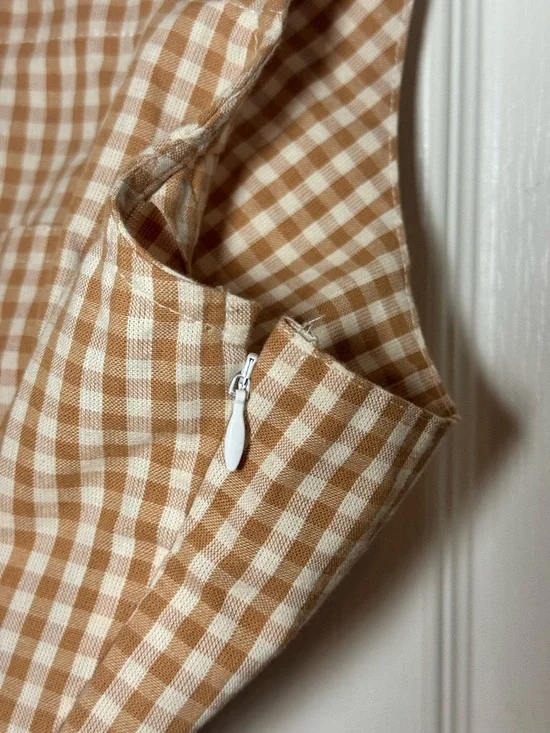 NWT RVCA Forager 100% Cotton Gingham Romper - Size L/12 - Sand/Tan White - Picture 8 of 13